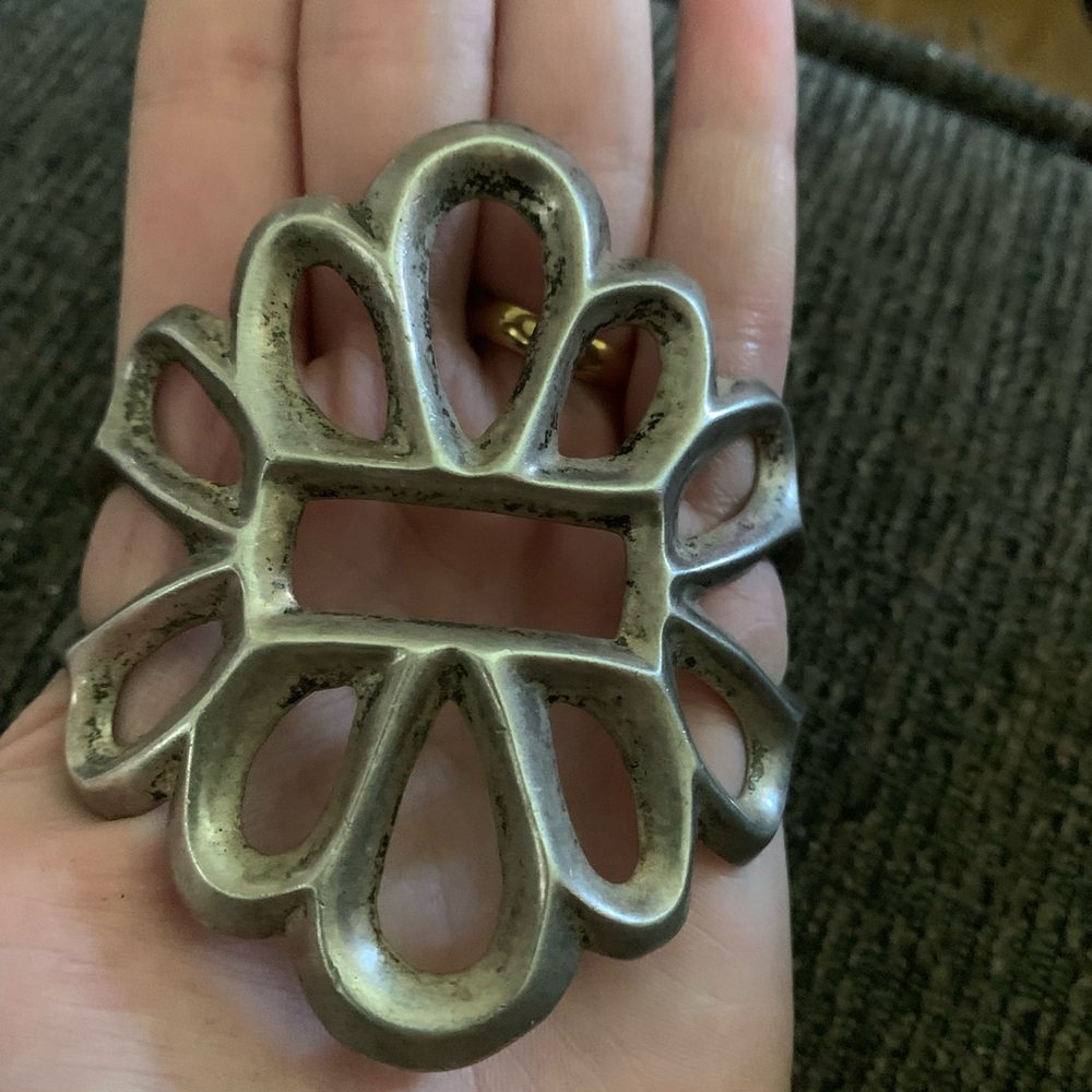 Vintage Sand Cast Cuff - Picture 7 of 7